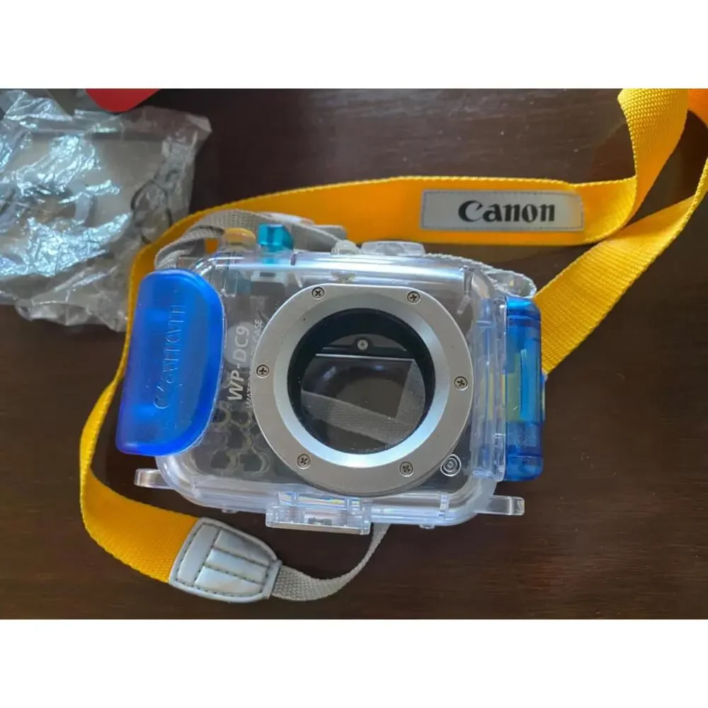 Canon WP-DC9 Waterproof Case for SD800 IS IXUS 850, Complete in box